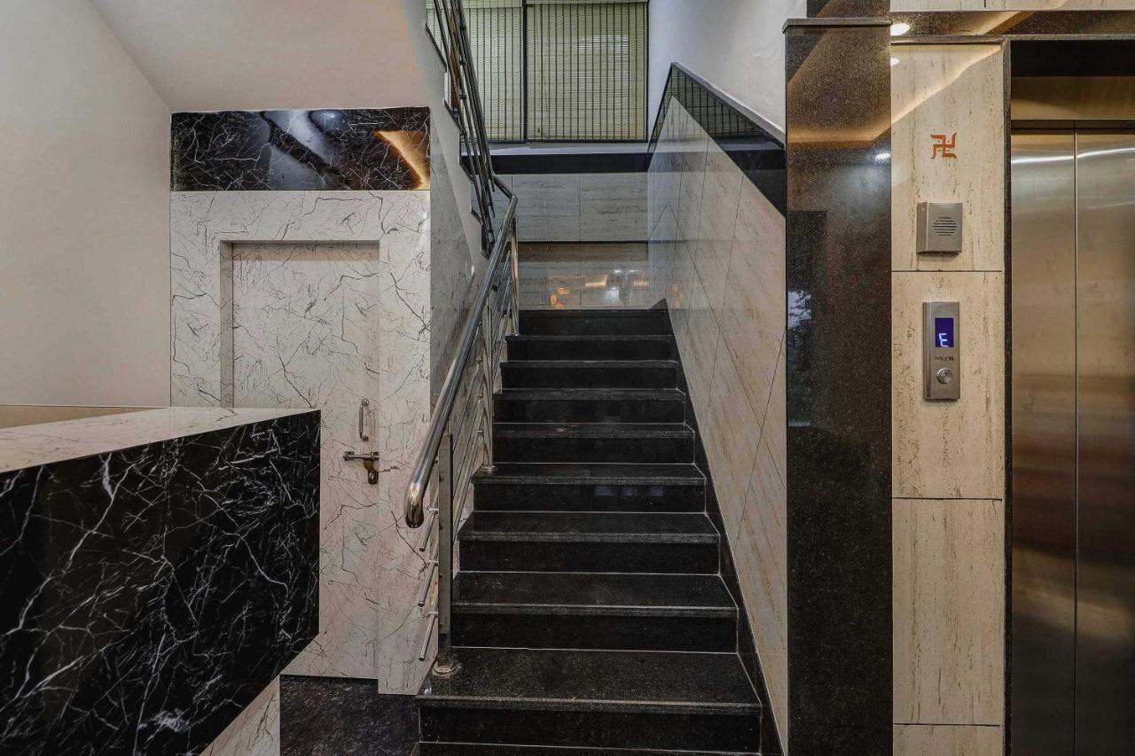 Super Collection O Global Stay Near Kengeri Bus Terminal Metro Station Bangalore Exterior photo