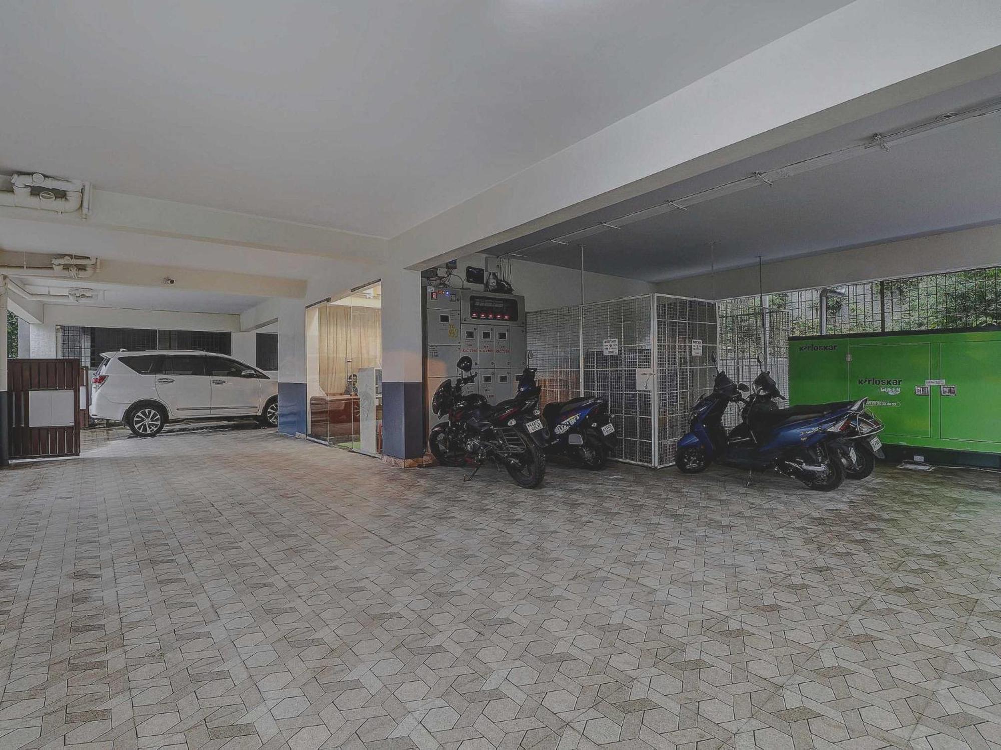 Super Collection O Global Stay Near Kengeri Bus Terminal Metro Station Bangalore Exterior photo