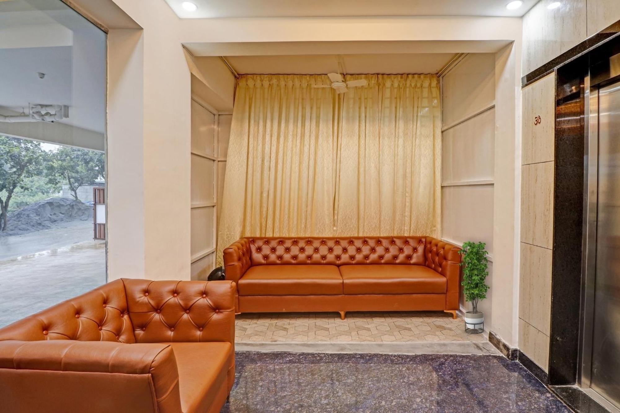 Super Collection O Global Stay Near Kengeri Bus Terminal Metro Station Bangalore Exterior photo